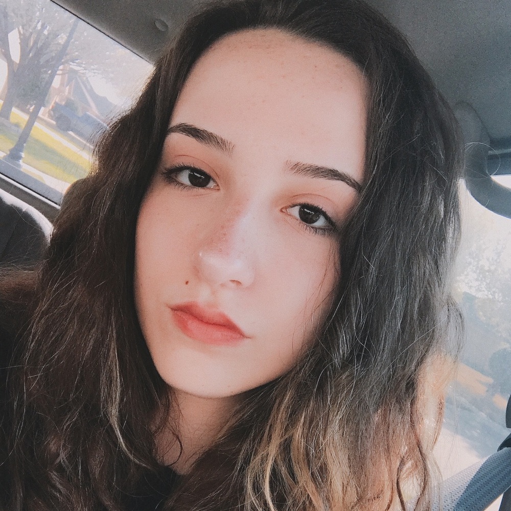 Meet your Posher, Natalie